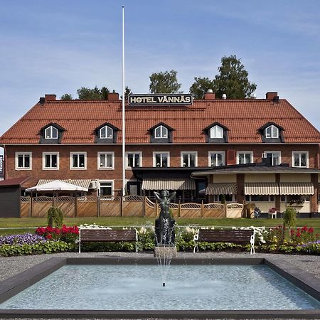 Hotel Vaennaes Vannas Luaran gambar
