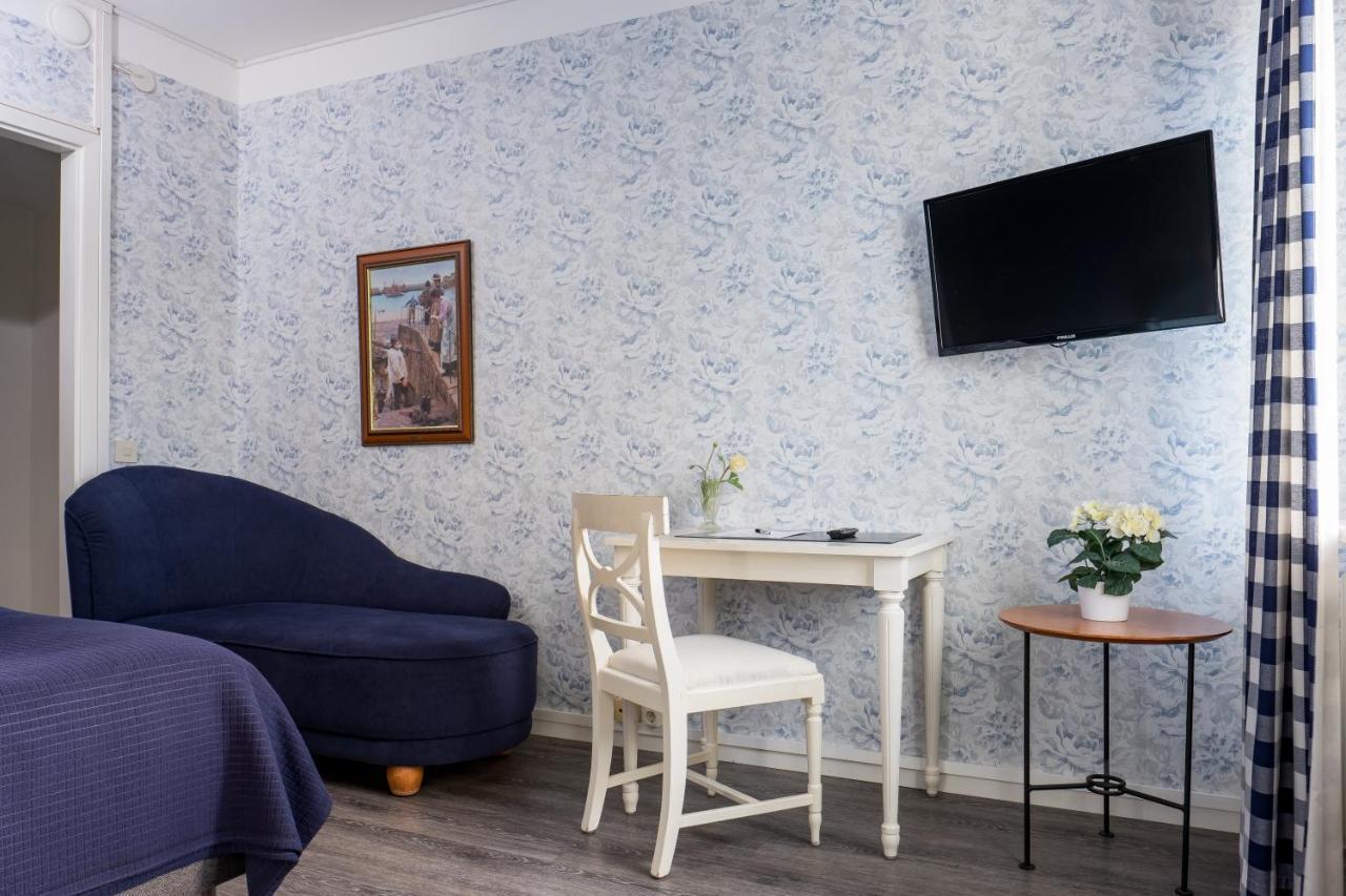 Hotel Vaennaes Vannas Luaran gambar